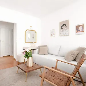 https://marias-dream-city-center.warsawhotelspoland.com