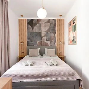 https://marias-dream-city-center.warsawhotelspoland.com